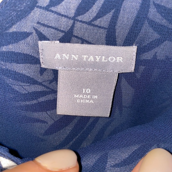 Ann Taylor Blouse - Picture 2 of 5